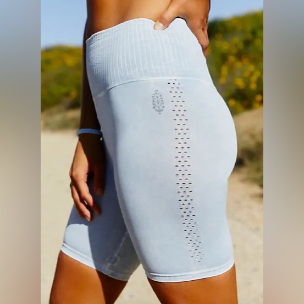 FREE PEOPLE GOOD KARMA SHORT XS/S